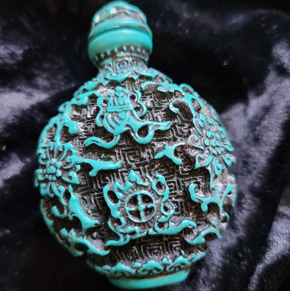 SOLD Vintage Carved Chinese Bottle - Picture 1 of 6